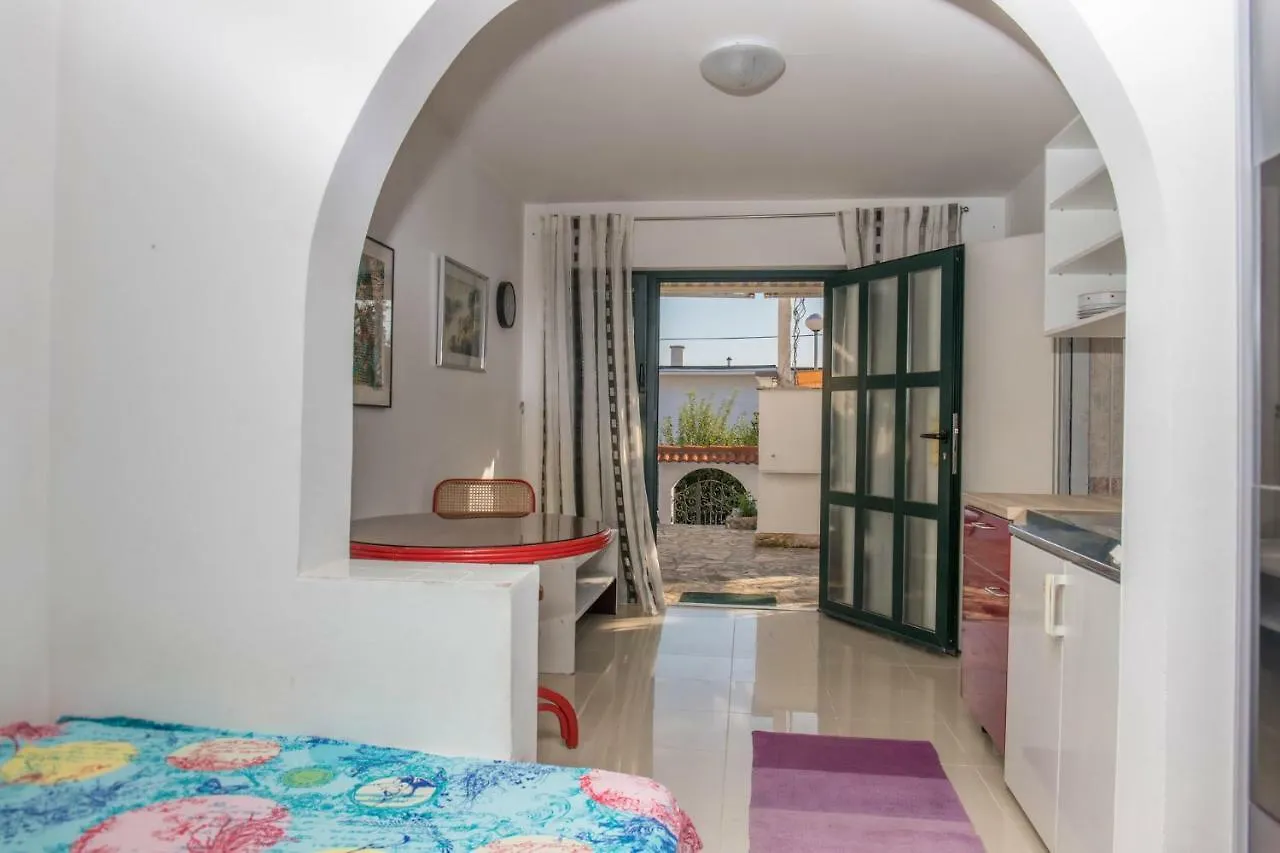 Villa Nika Selce 0*,  Croatia