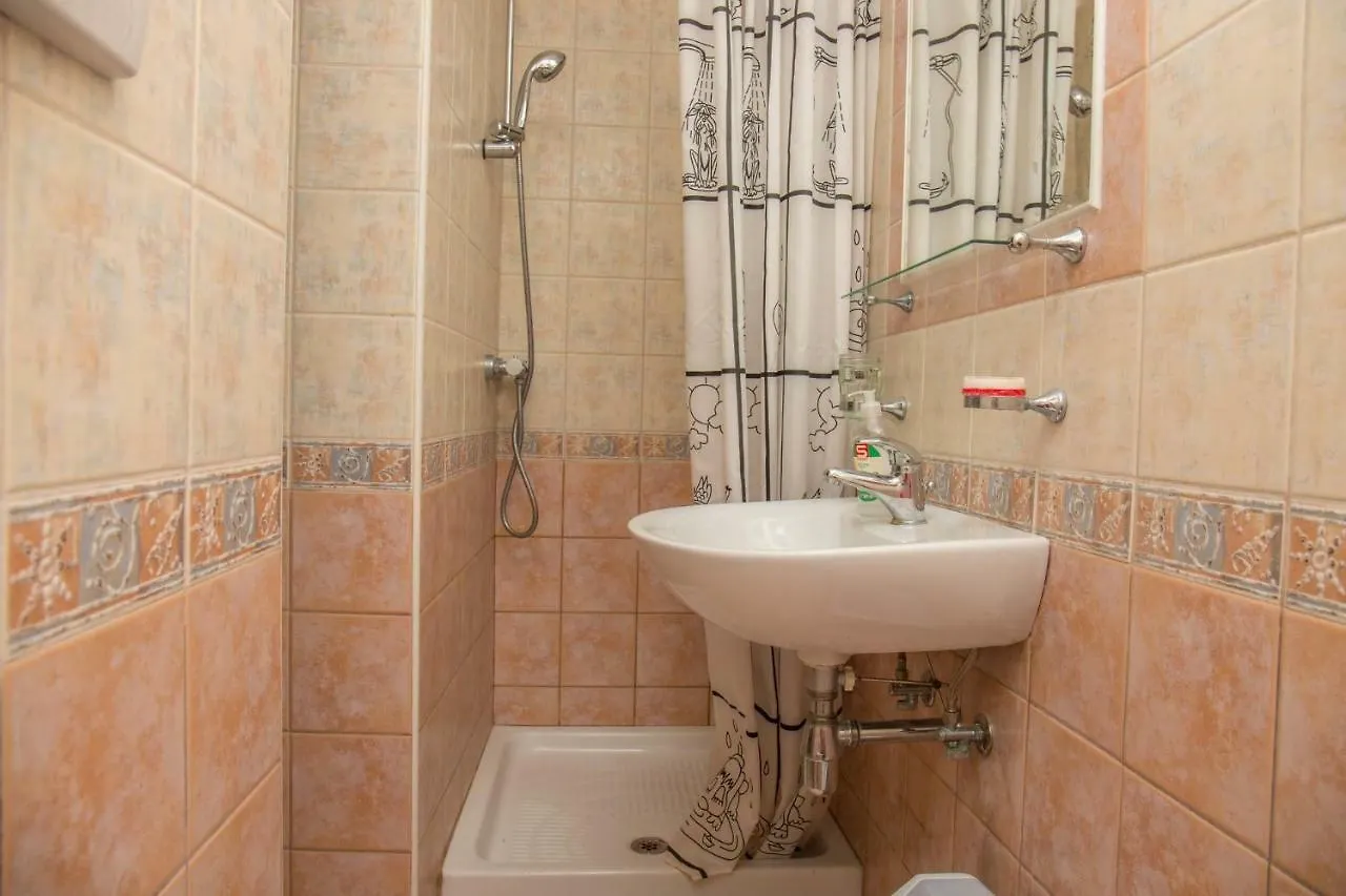 Apartment Villa Nika Selce Kroatien